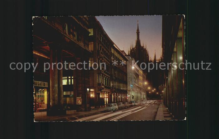 Milano Corso Vittorio Emanuele de notte