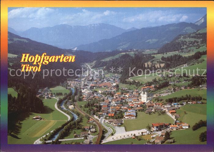 Hopfgarten Brixental Barocke Pfarrkirche Alpen Fliegeraufnahme