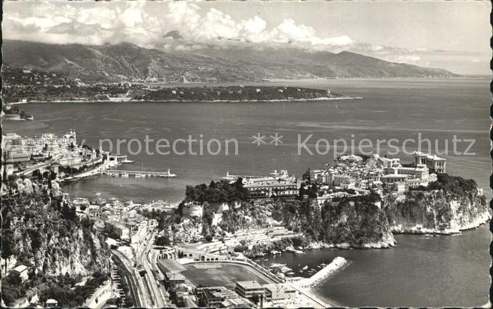 Monaco Vue aerienne de la Principaute Rocher Port Cap Martin Cote Italienne