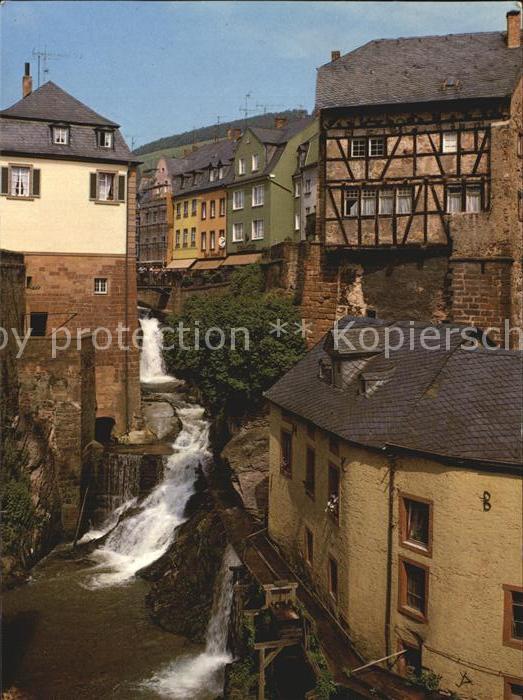 Saarburg Saar Wasserfall mit alter Muehle Altstadt