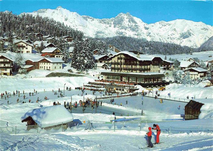 Seefeld Tirol Winterpanorama Eislaufbahn Hotel Wetterstein Wettersteingebirge