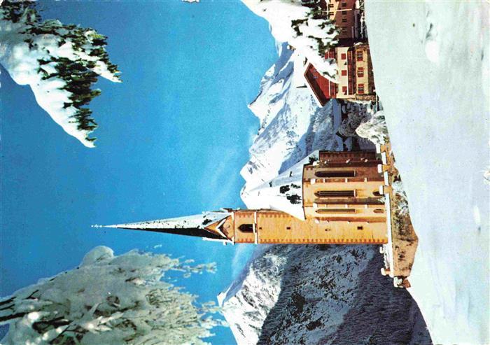 HEILIGENBLUT Kaernten AT Ortsansicht mit Kirche Wintersportort Grossglockner-Hoc
