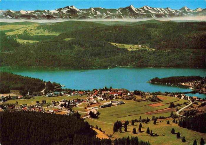 Schluchsee Panorama Hoehenluftkurort mit Schweizer Alpenkette
