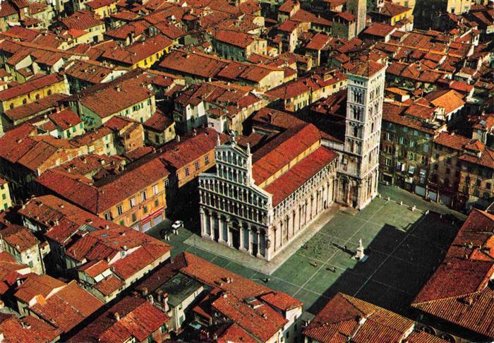 LUCCA Toscana IT San Michele Fliegeraufnahme