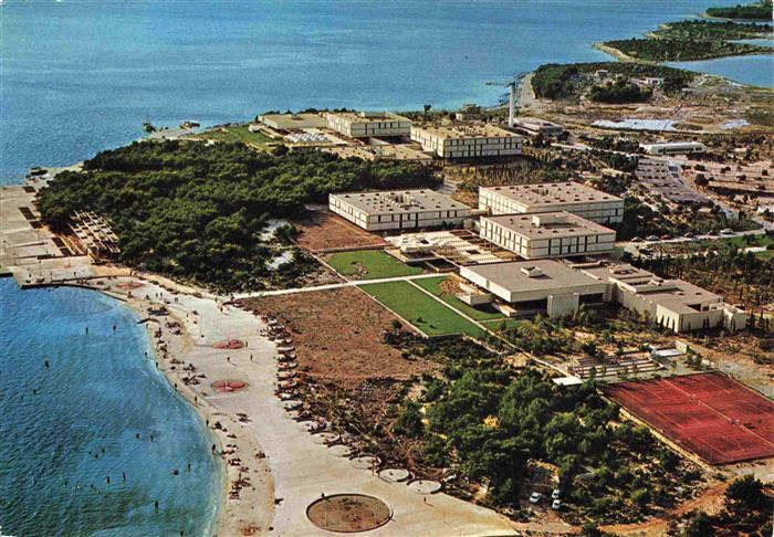 Sibenik Croatia Hotel Solaris Strand Tennisplaetze