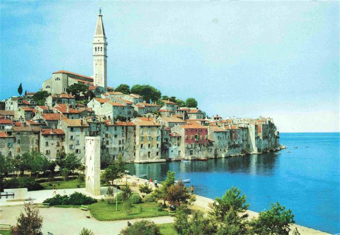Rovinj Rovigno Istrien Croatia Uferpromenade Altstadt Kirche