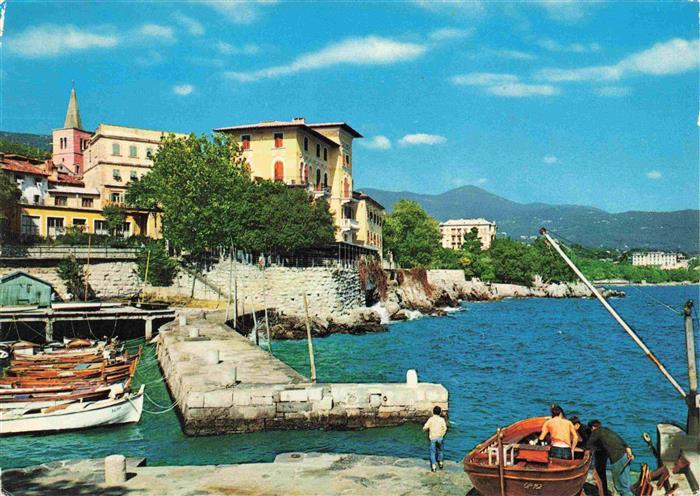 Lovran Lovrana Laurana Croatia Partie am Hafen