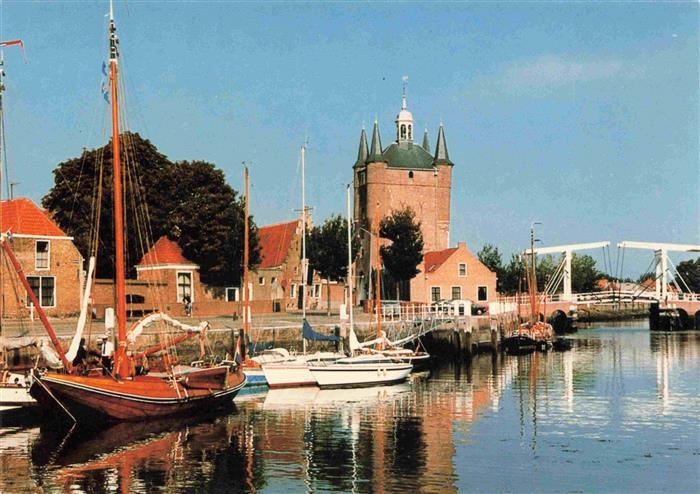 Zierikzee Zierickzee Zeeland NL Nieuwe haven met Zuid Havenpoort