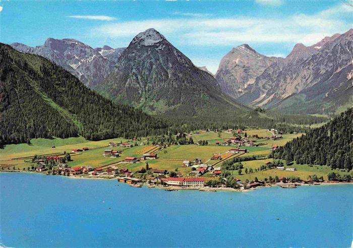 Pertisau Achensee Tirol AT mit Tristenkopf und Sonnjoch