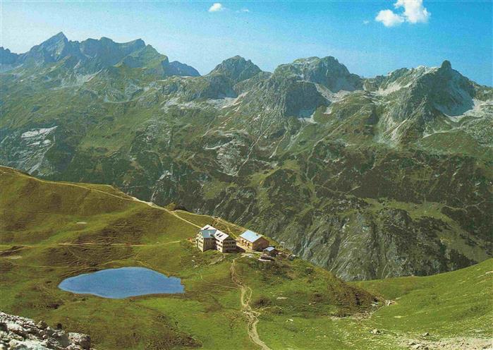 Rappenseehuette 2091m Allgaeuer Alpen Oberstdorf Fliegeraufnahme mit Liechelkopf