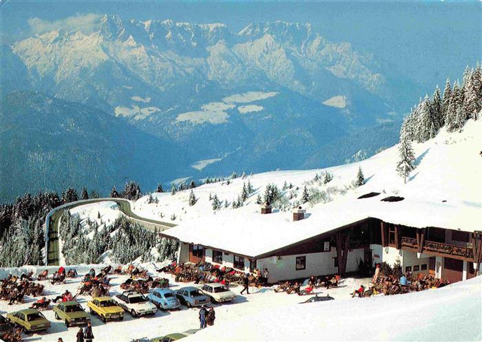 BERCHTESGADEN Bayern Berggaststaette Oberahronkaser mit Untersberg