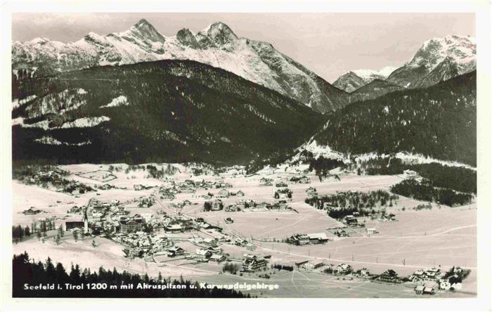Seefeld Tirol mit Ahruspitzen und Karwendelgebirge Winterpanorama