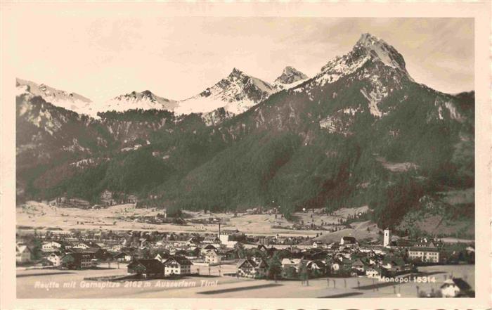 Reutte Tirol AT Panorama Blick gegen Gernspitze