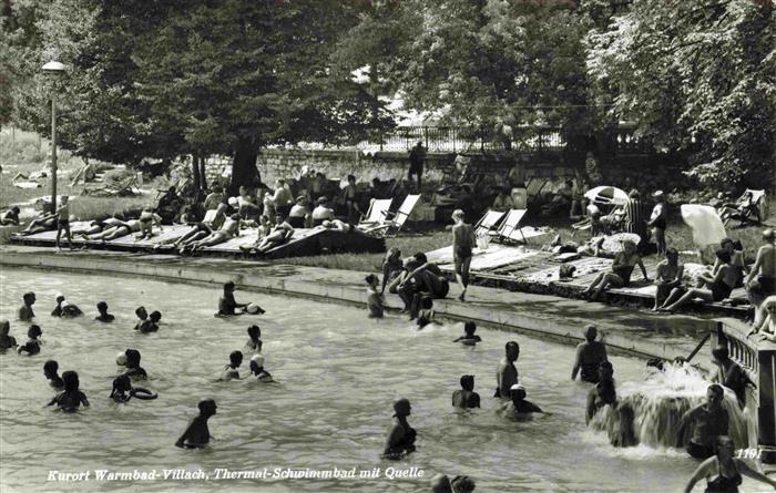 Warmbad Villach Kaernten AT Thermal Schwimmbad mit Quelle