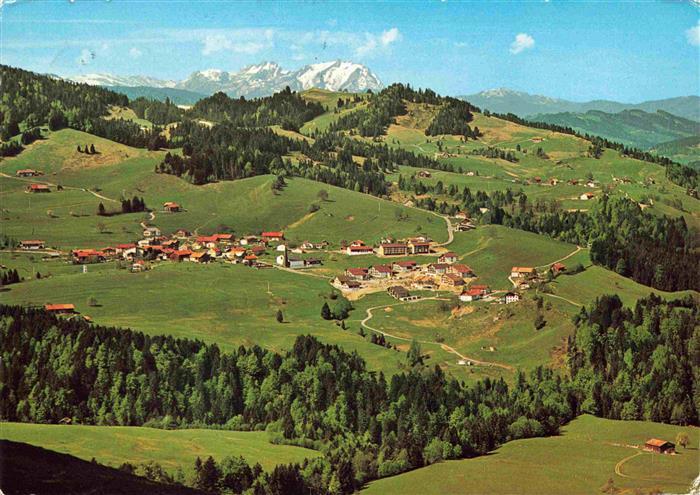 Steibis Oberstaufen Blick vo Huendle Bergstation mit Altmann und Santas