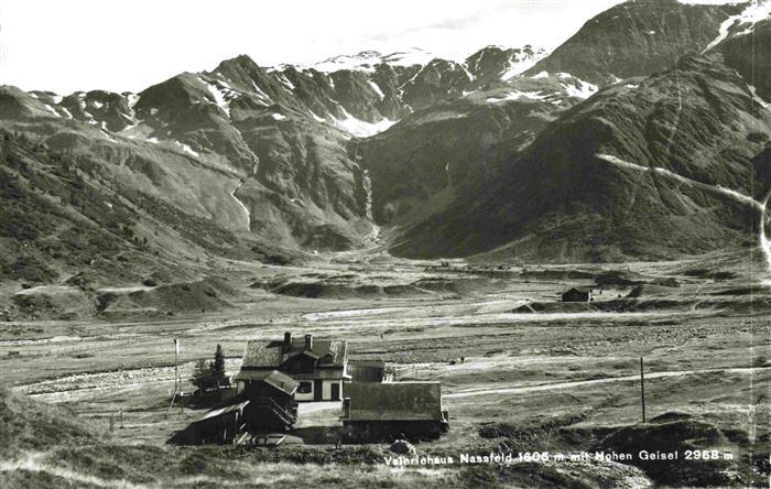 Nassfeld Kaernten AT Valeriehaus mit Hohen Geisel