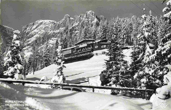 Rupertihaus 1358m Muehlbach Hochkoenig AT Berghaus am Hochkoenig im Winterzauber