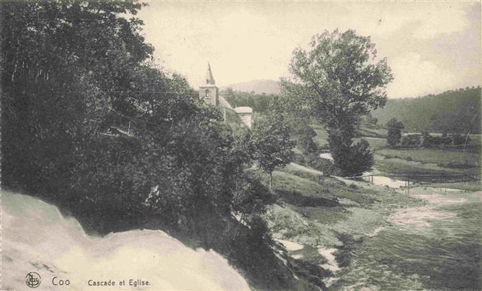 Coo Stavelot Belgie Cascade et église