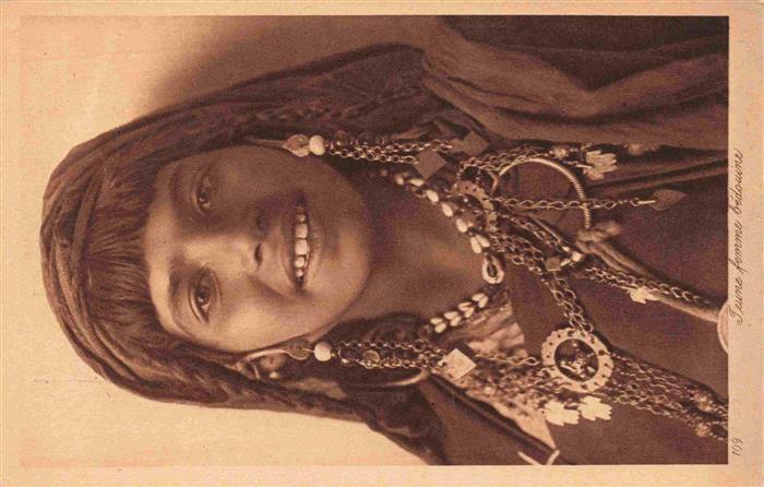 Beduinen Beduines Bedouins-- Jeune Femme Schmuck