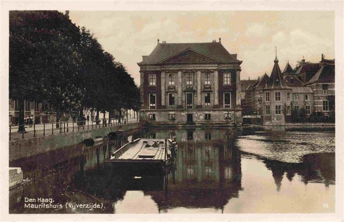 DEN HAAG La Haye NL Mauritshuis Vijverzijde
