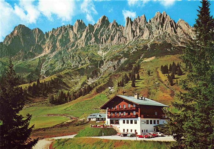 Muehlbach Hochkoenig Pinzgau-Pongau AT Arthurhaus mit Manndlwand