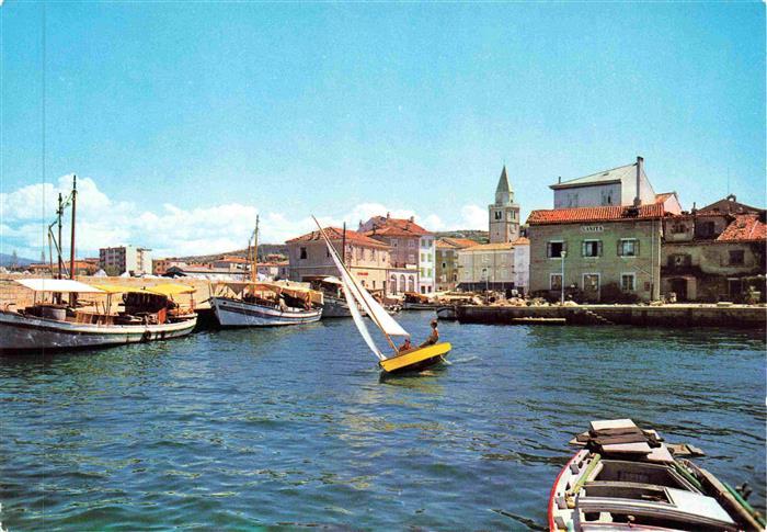Muggia Istrien Molo Columbo vista dal molo Foráneo