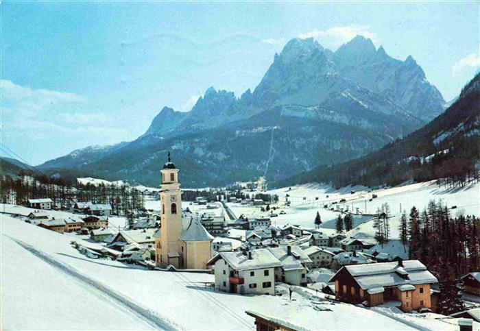 Sesto  Sexten Pustertal Suedtirol IT Panorama mit Kirche