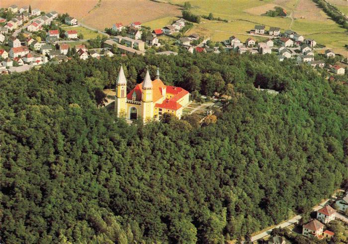 Schwandorf Marienmuenster und Kloster Kreuzberg Fliegeraufnahme