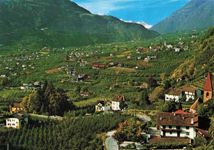 Gratsch Meran IT und Algund Panorama