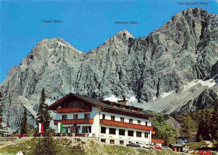 Ramsau Dachstein Steiermark AT Dachsteinsuedwaende mit Berghotel Tuerlwand