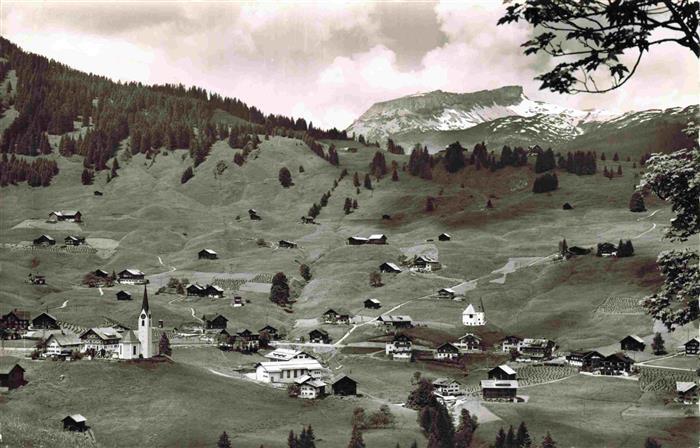 Hirschegg Kleinwalsertal Vorarlberg AT mit Hoch Ifen