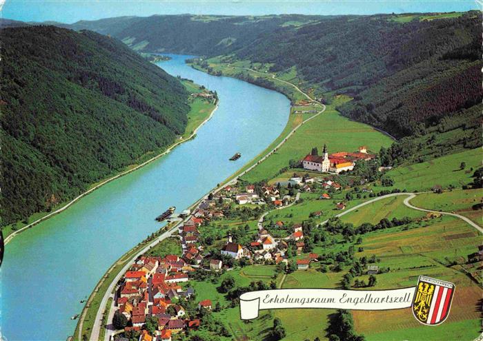 Engelhartszell Donau Oberoesterreich AT Fliegeraufnahme mit Kloster