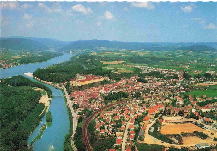 Melk Donau Niederoesterreich AT Fliegeraufnahme