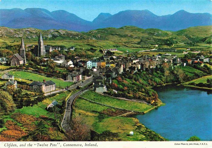 Clifden Galway and the Twelve Pins Fliegeraufnahme