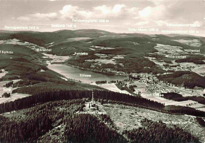 TITISEE Schwarzwald BW Blick ueber den Hochfirst mit Hinterzarten und Feldbergge