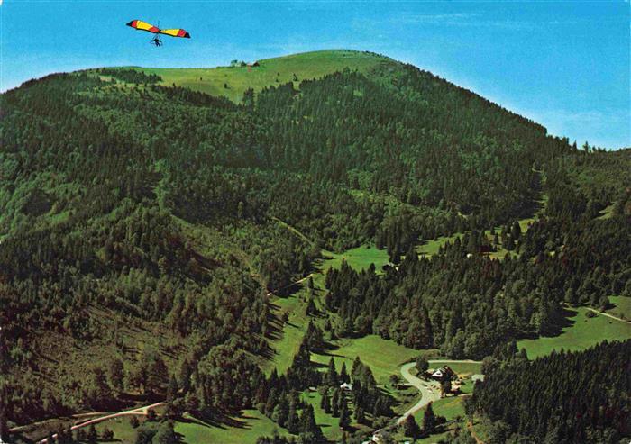 Belchen Baden Fliegeraufnahme mit Drachenflieger
