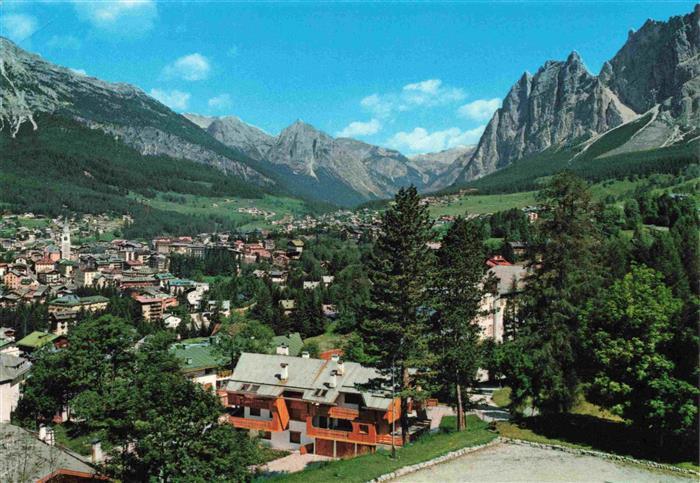 Cortina d Ampezzo Veneto IT Panorama