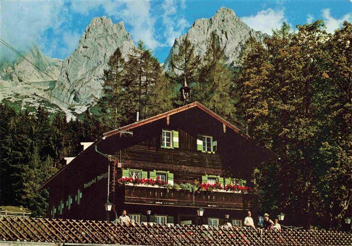 Pfarrwerfen Pinzgau AT Berggasthof Mahden mit Heikler Fieberhoerndl Hochthron