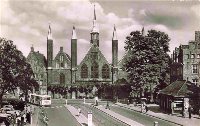 LueBECK CITY Koberg Blick zum Heiligen Geist Hospital