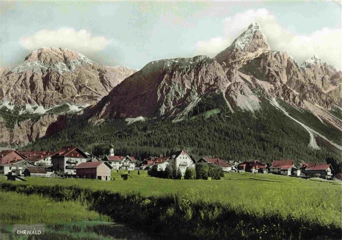 Ehrwald Tirol AT mit Sonnenspitze