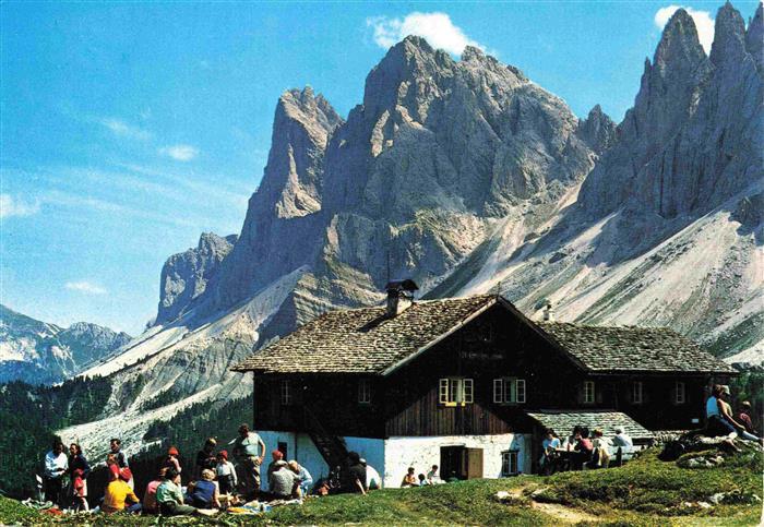 Brogleshuette Rifugio Malga Brogles 2024m IT mit Geisler Gruppe