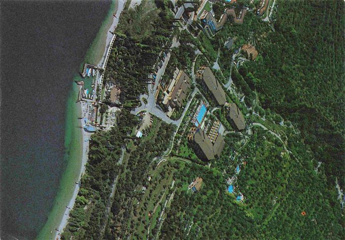 Limone-sul-Garda Brescia Lombardia IT Hotel Leonardo da Vinci Fliegeraufnahme