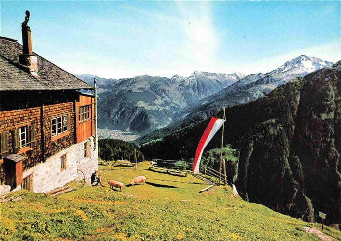 Gamshuette mit Mayrhofen Brandbergkolm und Ahornspitze