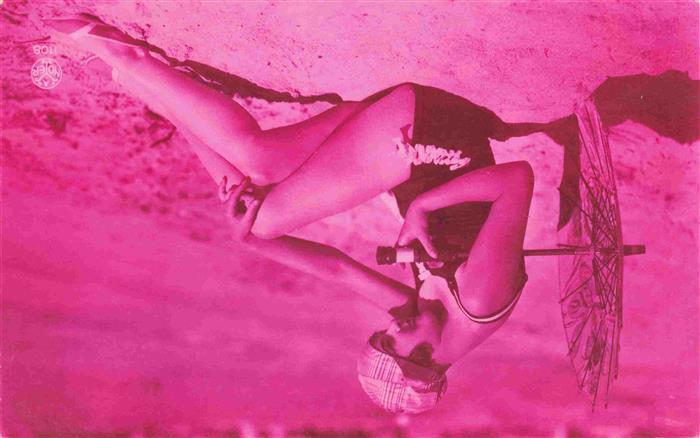 Foto A Noyer Paris Nr. 1108 Frau Strand Sonnenschirm