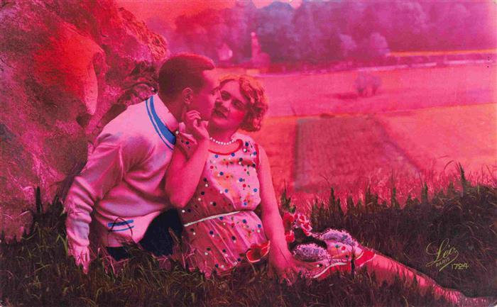 Foto LEO Nr. 1724 Liebespaar Frau Mann Wiese