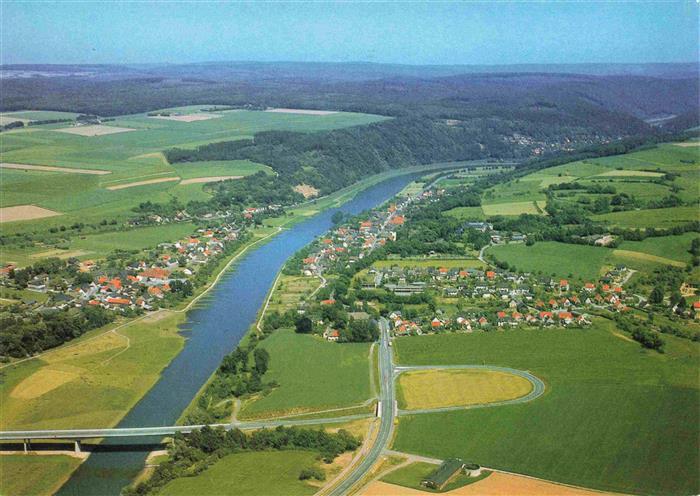 Herstelle Weser Fliegeraufnahme mit Wuergassen und neuer Weserbruecke
