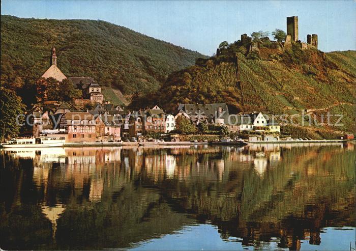 Beilstein Mosel mit Burg Metternich Wasserspiegelung