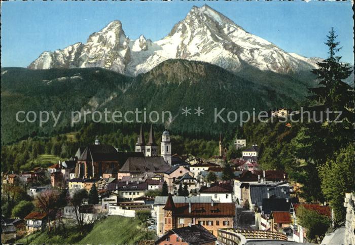 BERCHTESGADEN Bayern Ortsansicht mit Kirche Watzmann Berchtesgadener Alpen
