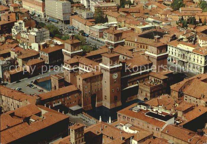 Ferrara Castello Estense dall aereo Schloss