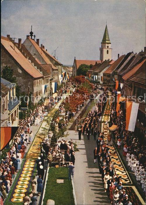 Huefingen Fronleichnamsprozession